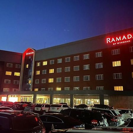 Hotel Ramada By Wyndham Suanbo Chungju Exterior foto