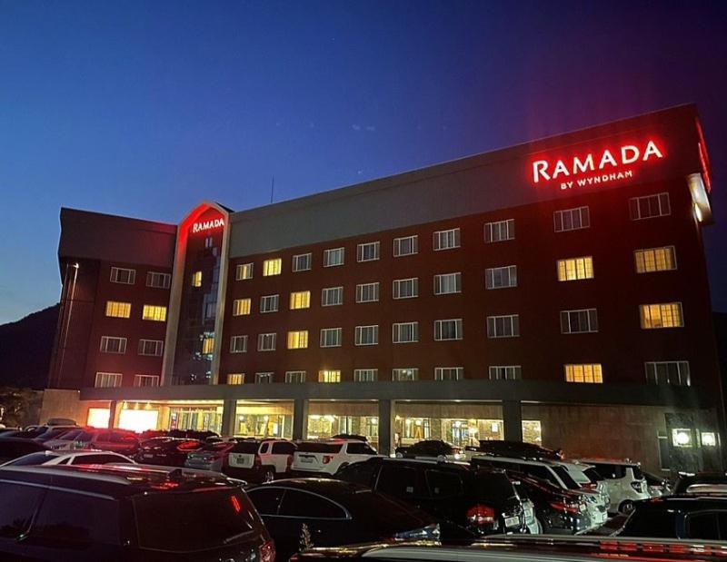 Hotel Ramada By Wyndham Suanbo Chungju Exterior foto